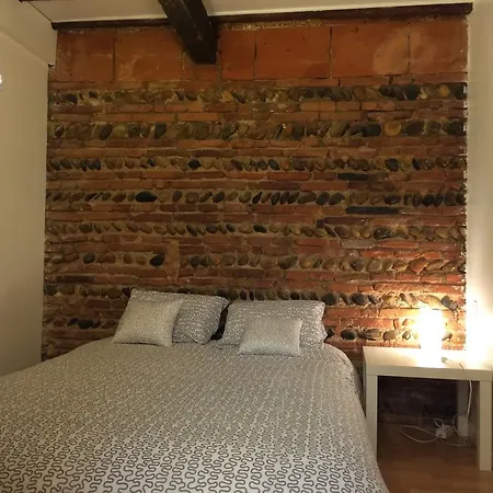 Apartment L' *