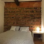 Apartment L' *